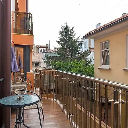 Отель Caro